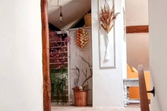 Subida-escalera-Casa-rural-Villa-huerta